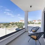 Luxury With A Swimming Pool - 23550 Villa *