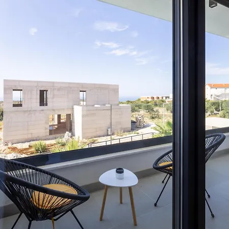 别墅 Luxury With A Swimming Pool - 23550