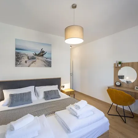 Villa Luxury With A Swimming Pool - 23550 Primošten