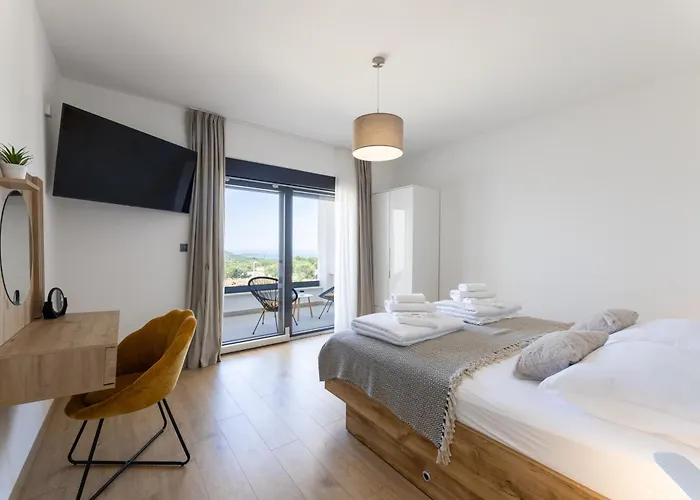 Luxury With A Swimming Pool - 23550 Βίλα Primošten