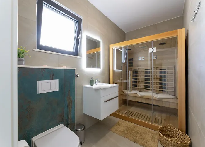 Luxury With A Swimming Pool - 23550 Villa