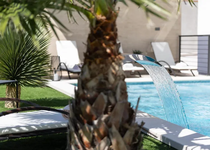 Luxury With A Swimming Pool - 23550 Βίλα